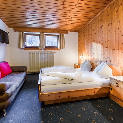 Small double room in the Hotel Lamm